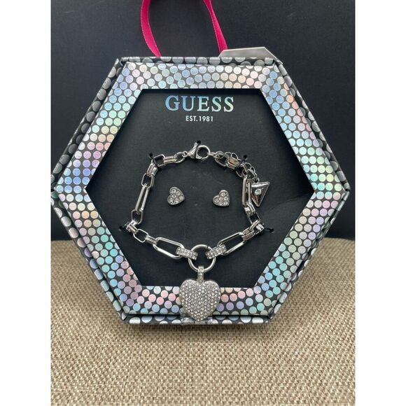 GUESS Gift Set Silver Tone Crystal Heart Bracelet & Earrings Set New Heart Theme - Picture 2 of 5